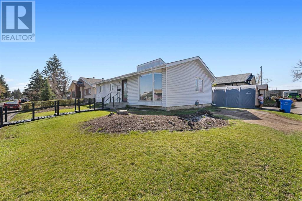 Property at 2302 Olympia Drive SE image 2