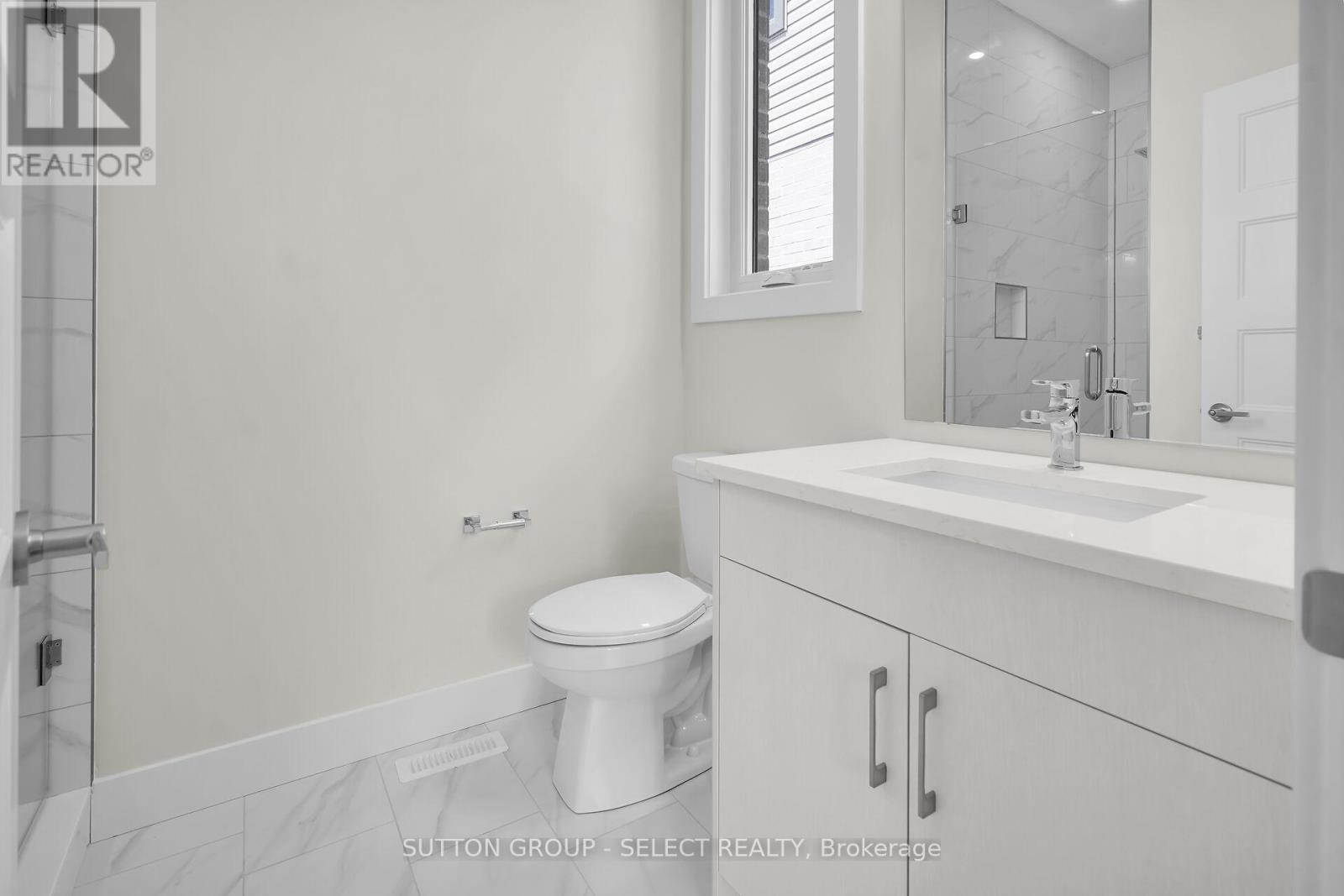 10 - 7966 Fallon Drive, Lucan Biddulph, Ontario  N0M 1V0 - Photo 20 - X12077251