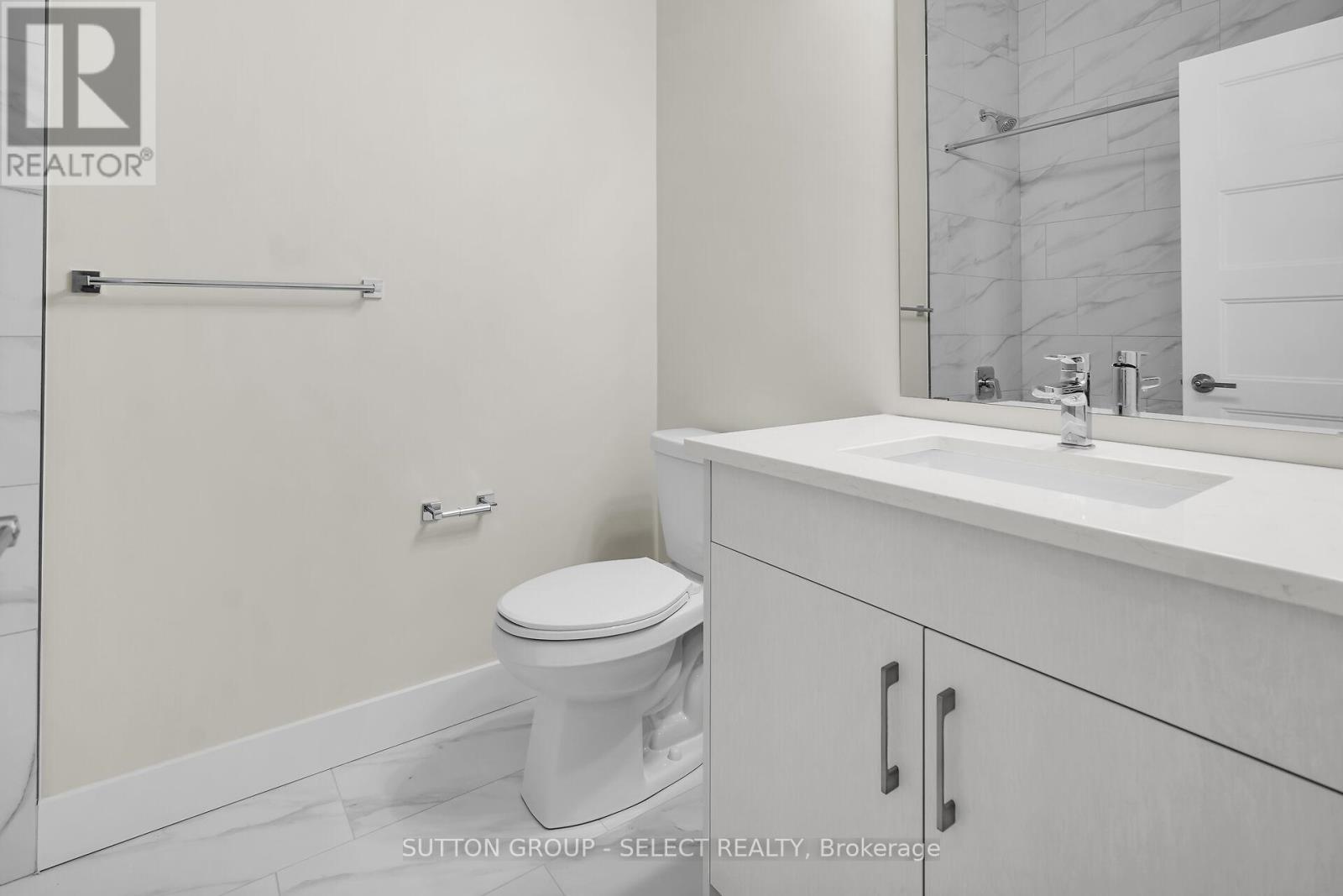 10 - 7966 Fallon Drive, Lucan Biddulph, Ontario  N0M 1V0 - Photo 24 - X12077251