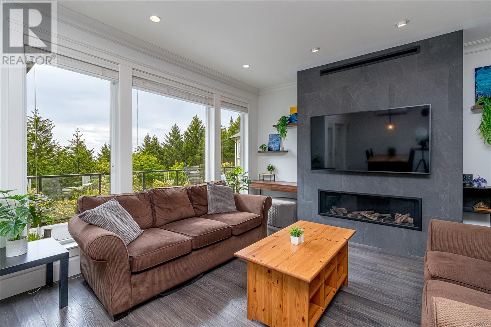 Property at 2159 Blue Grouse Plat image 4