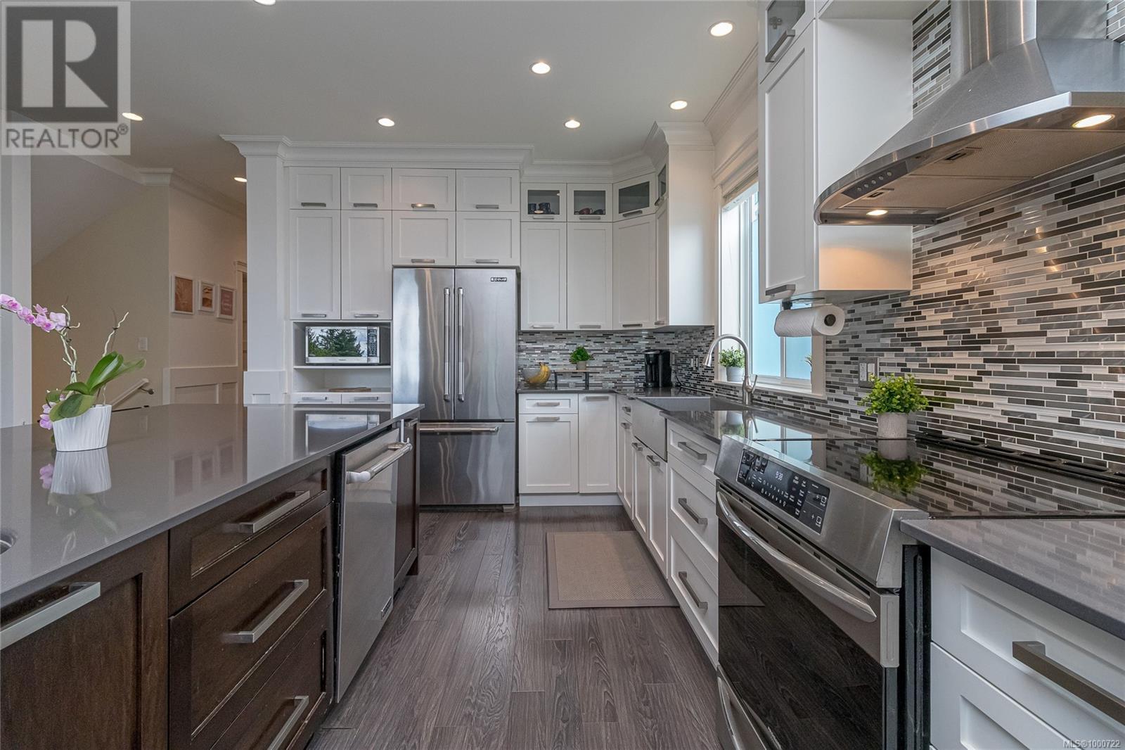 Property at 2159 Blue Grouse Plat image 5
