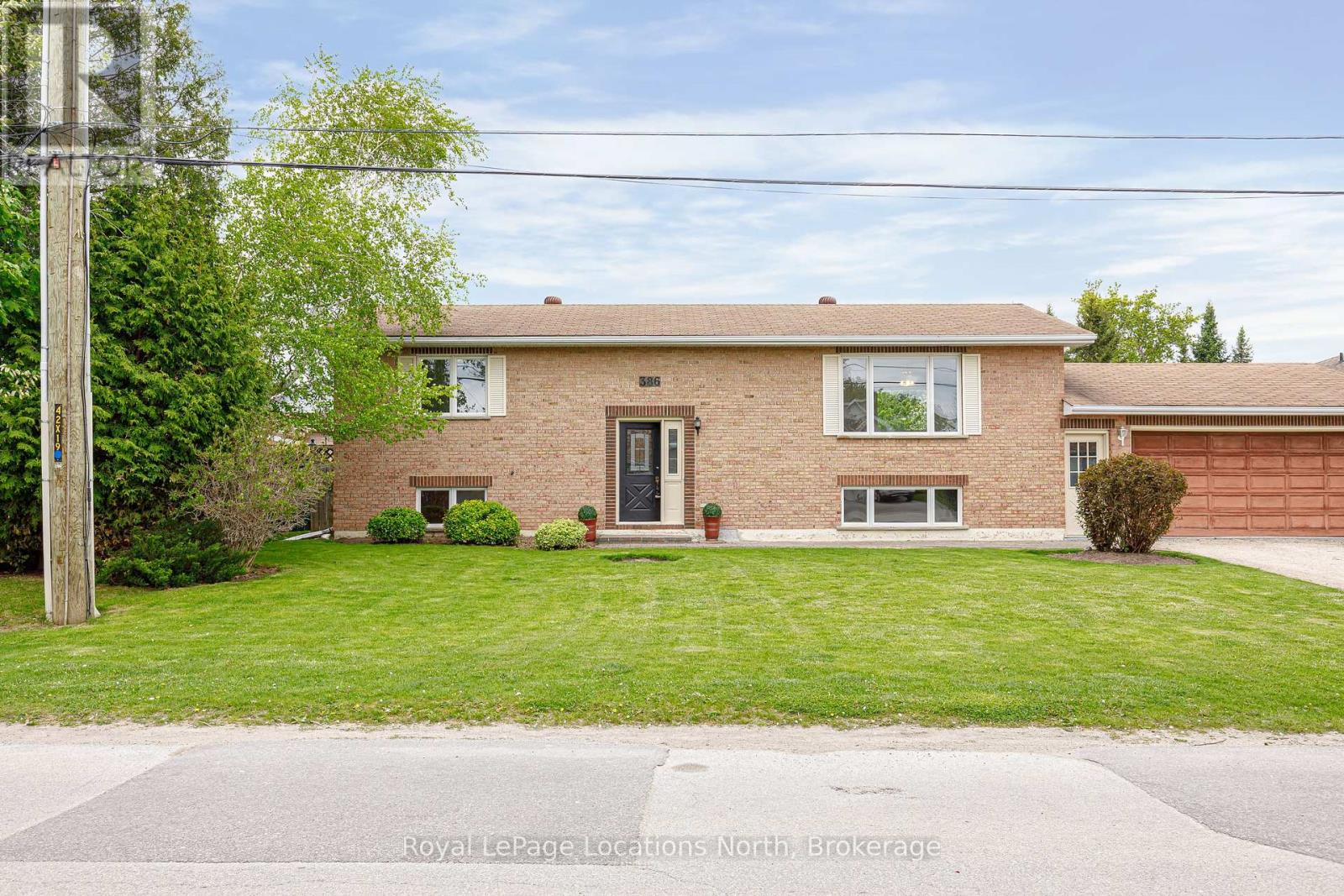 Property at 386 WALNUT STREET image 2