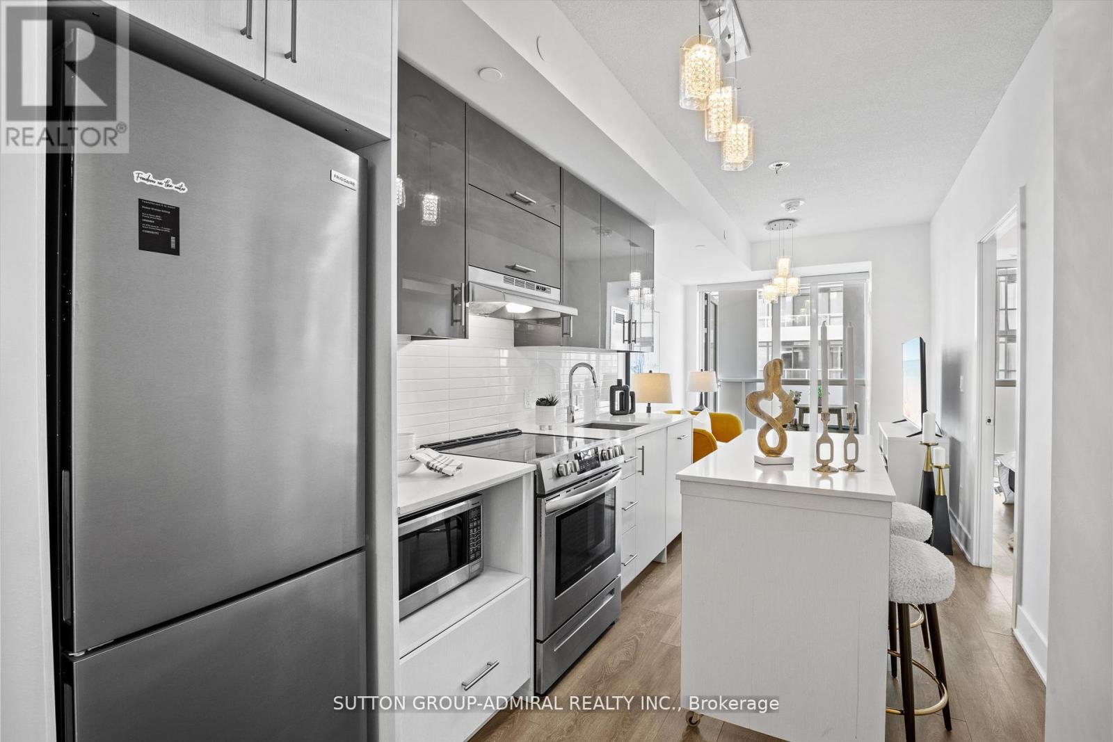 915 - 188 Fairview Mall Drive, Toronto (Don Valley Village), Ontario  M2J 0H7 - Photo 10 - C12164994
