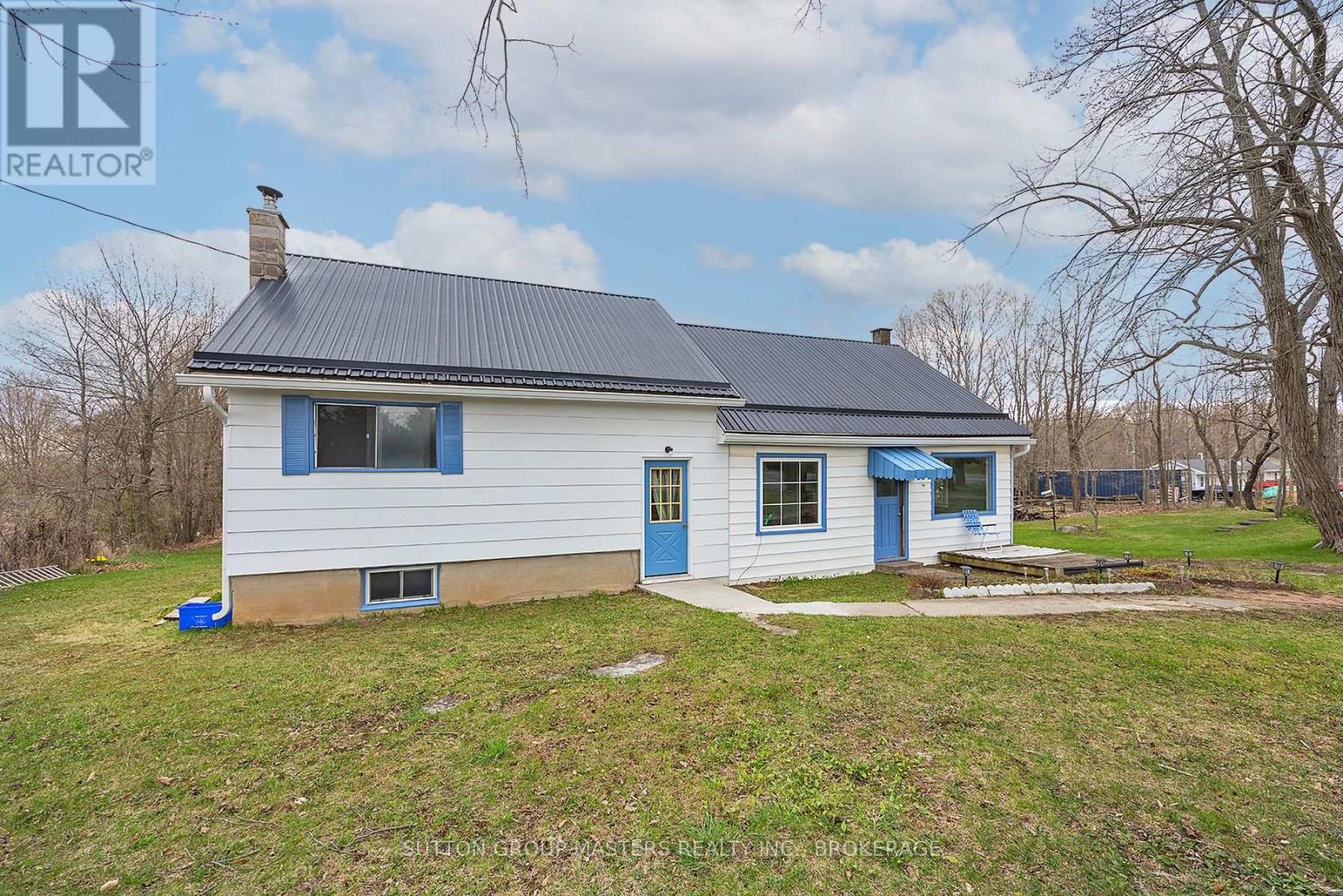 3408 Battersea Road, Frontenac, Ontario  K0H 1X0 - Photo 2 - X12165145