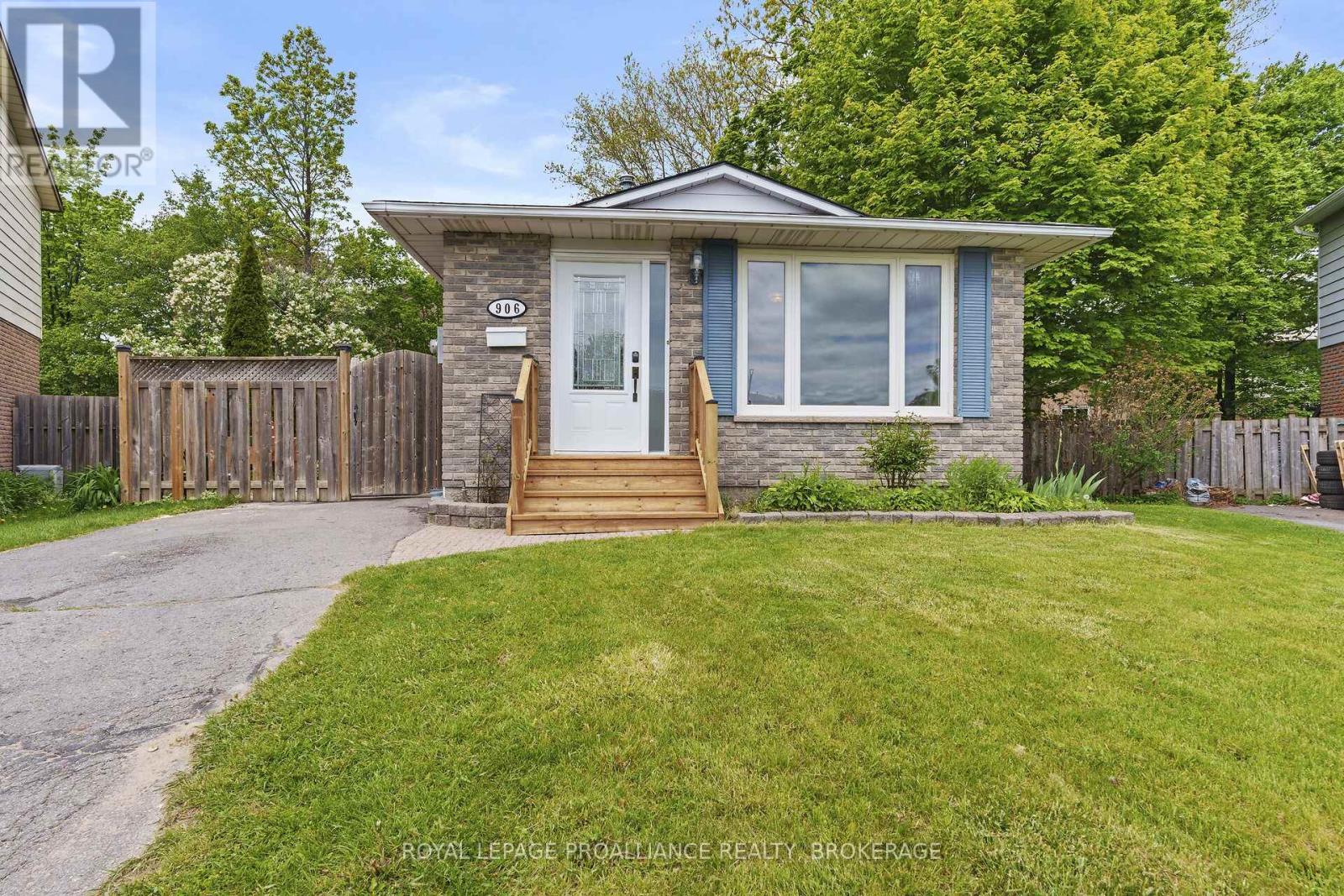 Property at 906 BRAELORNE PLACE image 1
