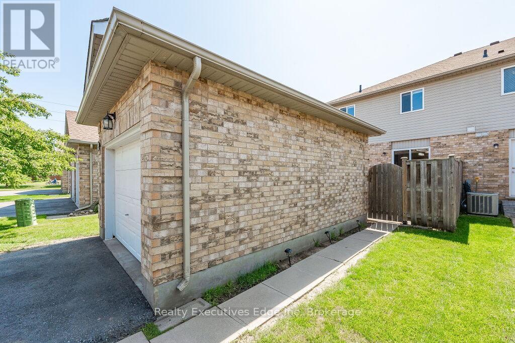 Unit #5 - 210 Dawn Avenue, Guelph (Clairfields/hanlon Business Park), Ontario  N1G 5L5 - Photo 33 - X12165216