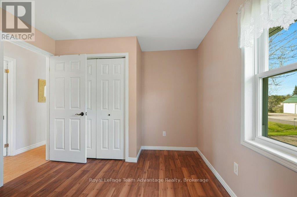 56 South Sparks Street, Magnetawan, Ontario  P0A 1P0 - Photo 24 - X12165224