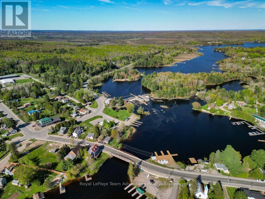 56 South Sparks Street, Magnetawan, Ontario  P0A 1P0 - Photo 46 - X12165224
