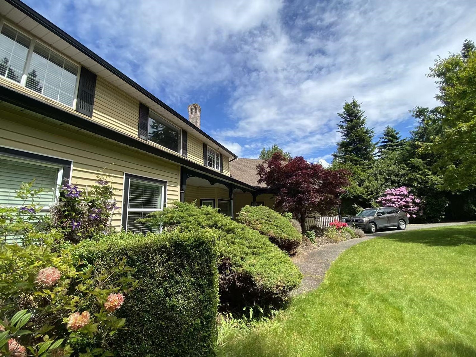 Property at 17327 26A AVENUE image 2