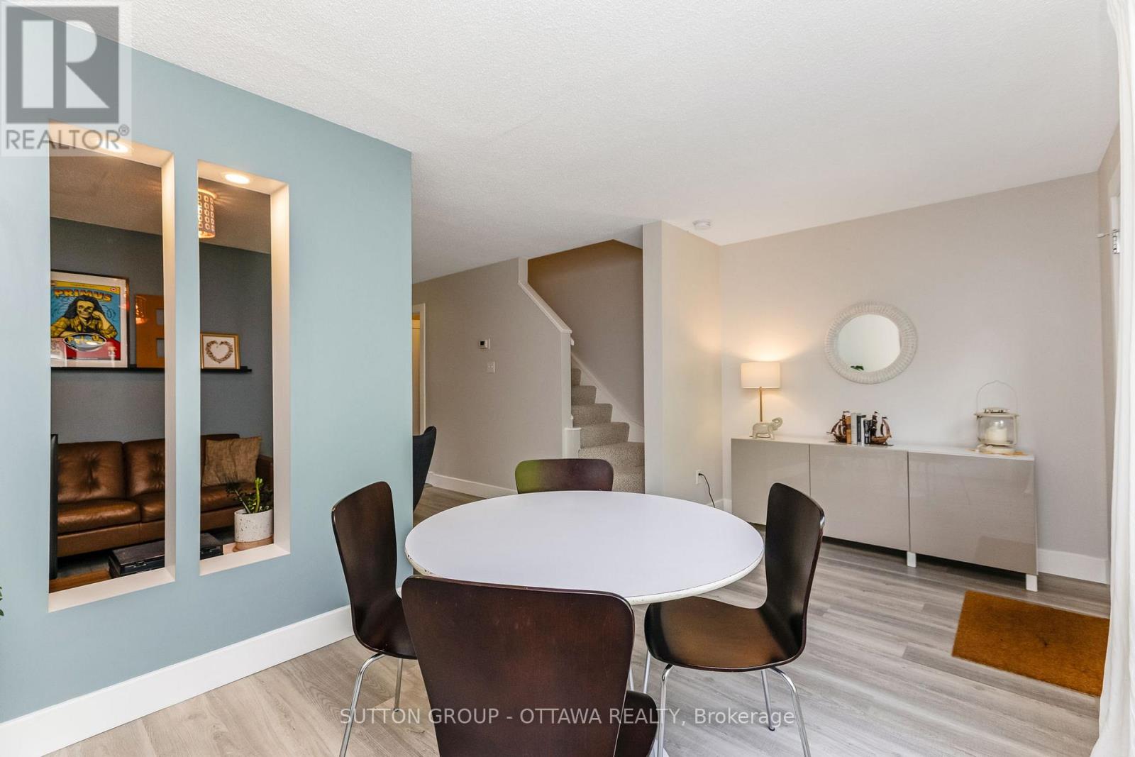 237 Teal Crescent, Ottawa, Ontario  K1E 2C3 - Photo 8 - X12165172