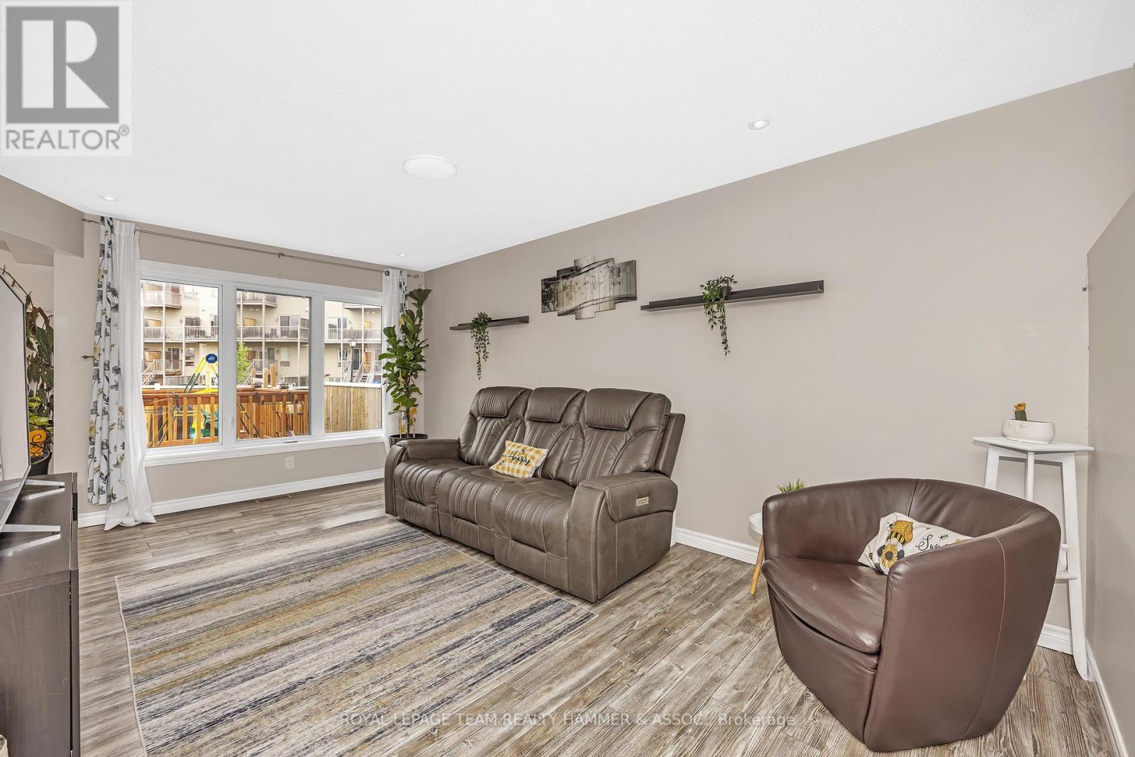 420 Goldenbrook Way, Ottawa, Ontario  K4A 0J7 - Photo 8 - X12165296