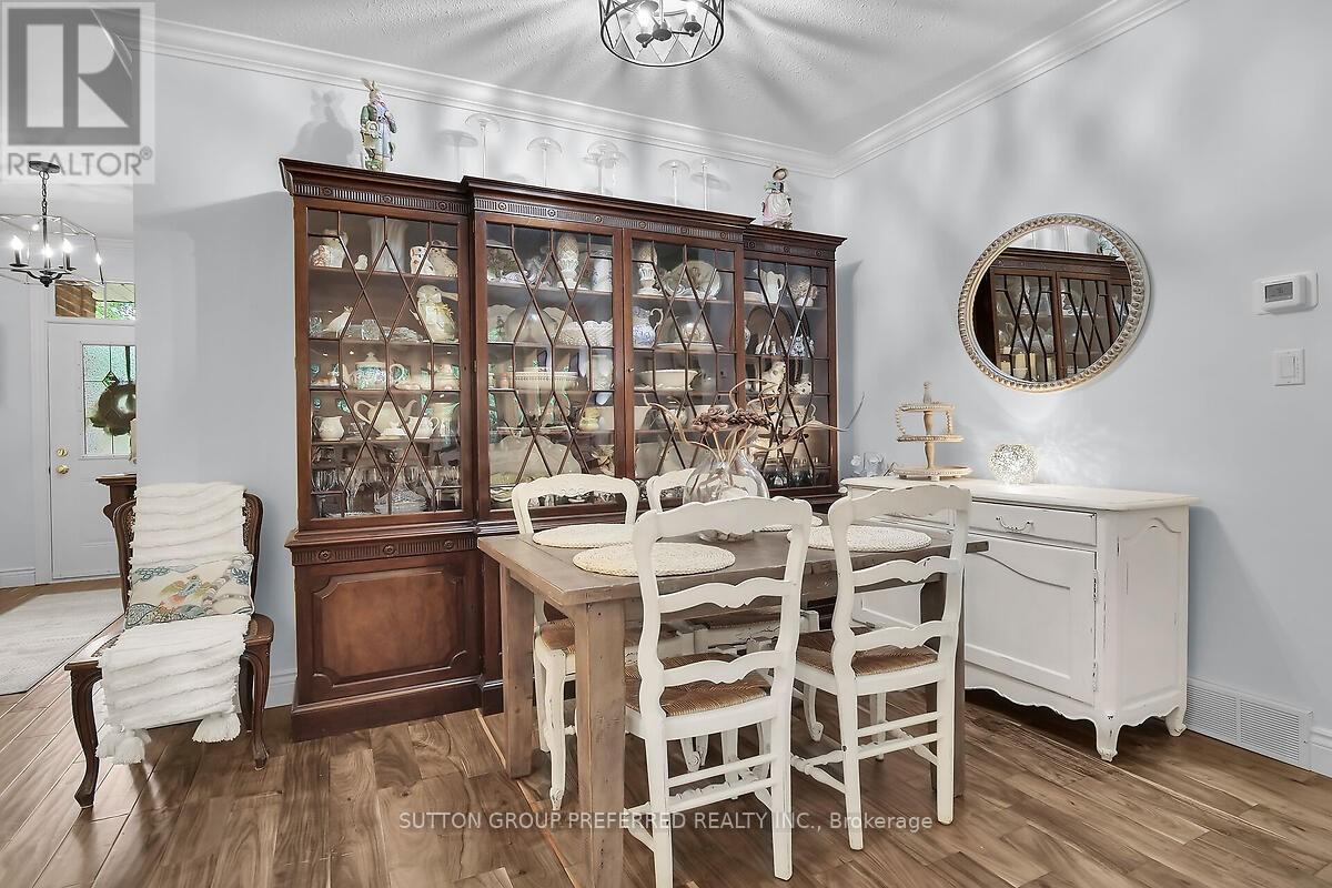 6 - 398 Old Riverside Drive, London North, Ontario  N6H 4T3 - Photo 8 - X12165281