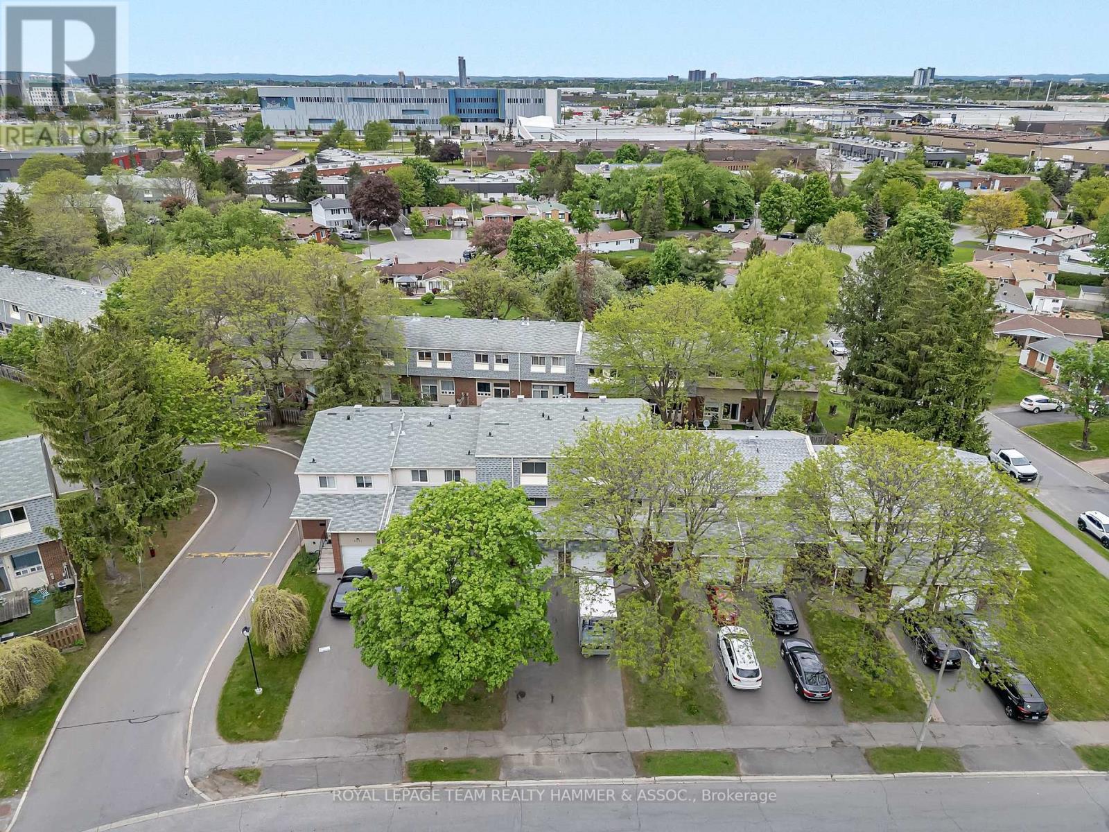 2425 Southvale Crescent, Ottawa, Ontario  K1B 4T8 - Photo 39 - X12165361