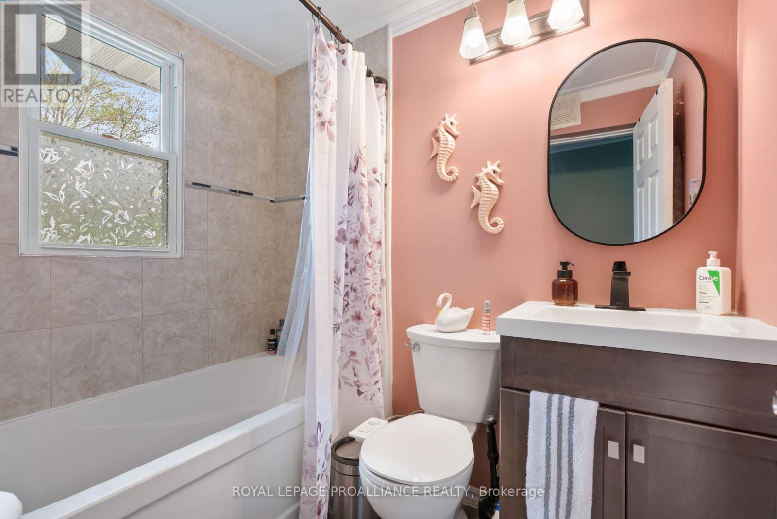 3027 County Rd 29 Road, Elizabethtown-Kitley, Ontario  K6V 5T4 - Photo 21 - X12165298
