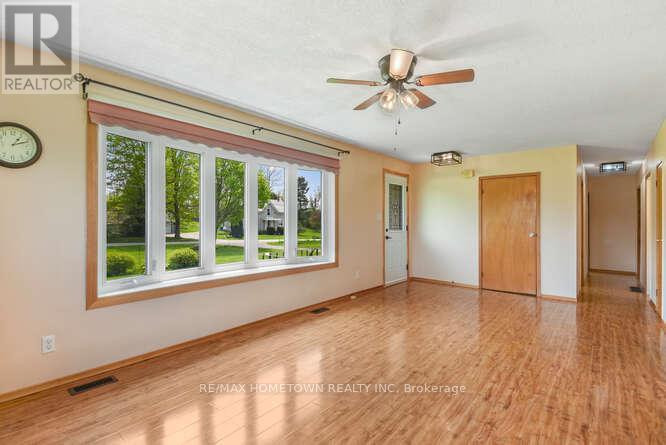26 Caintown Road, Front Of Yonge, Ontario  K0E 1R0 - Photo 12 - X12165334