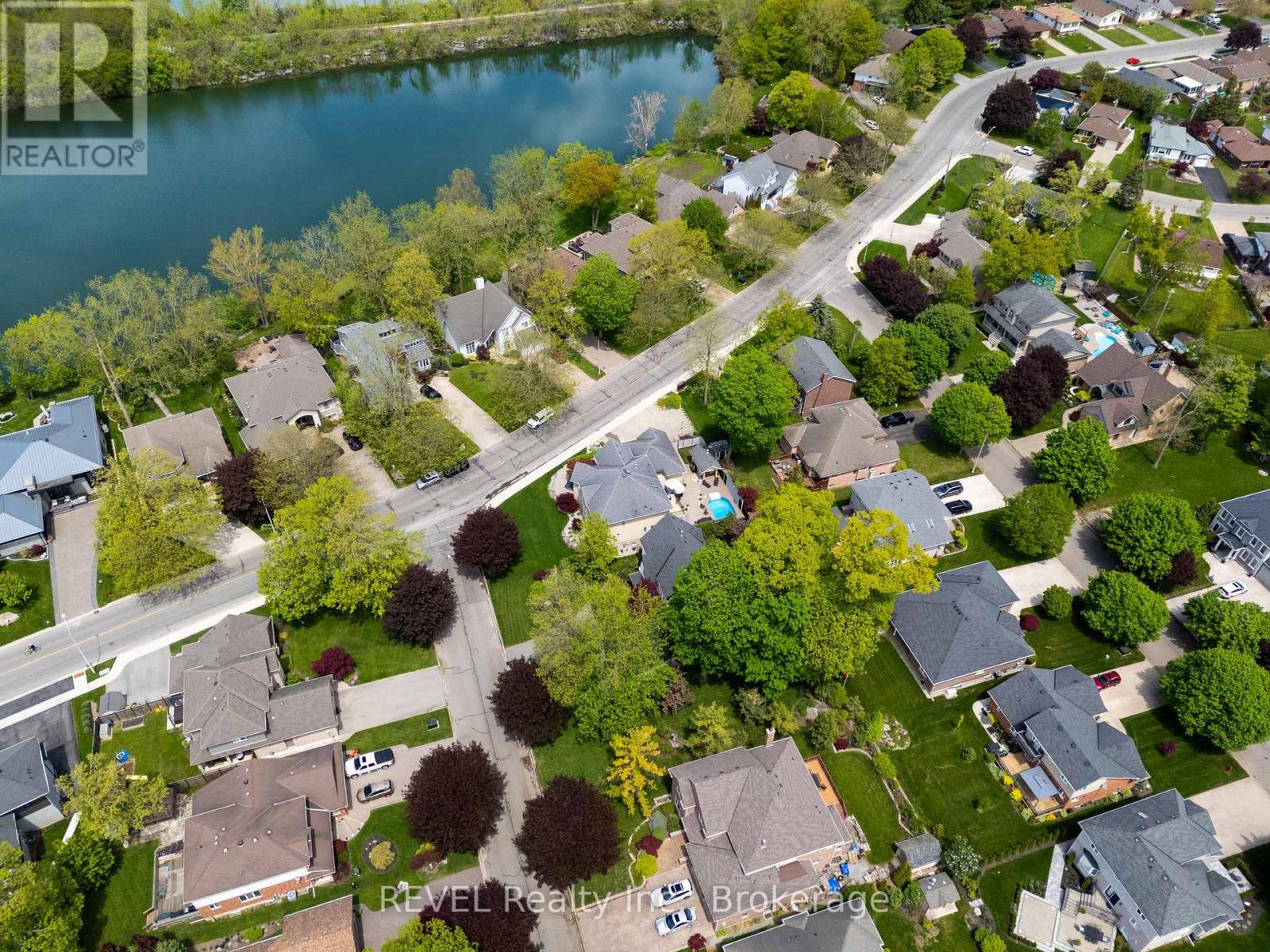 3 Wood Lane, Port Colborne, Ontario  L3K 6B8 - Photo 49 - X12165324