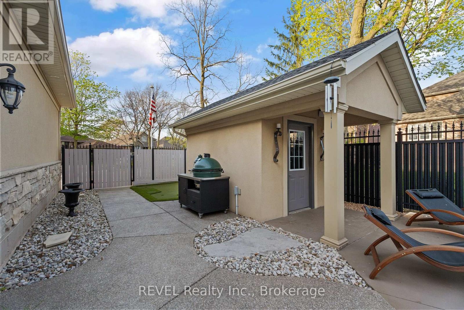 3 Wood Lane, Port Colborne, Ontario  L3K 6B8 - Photo 45 - X12165324