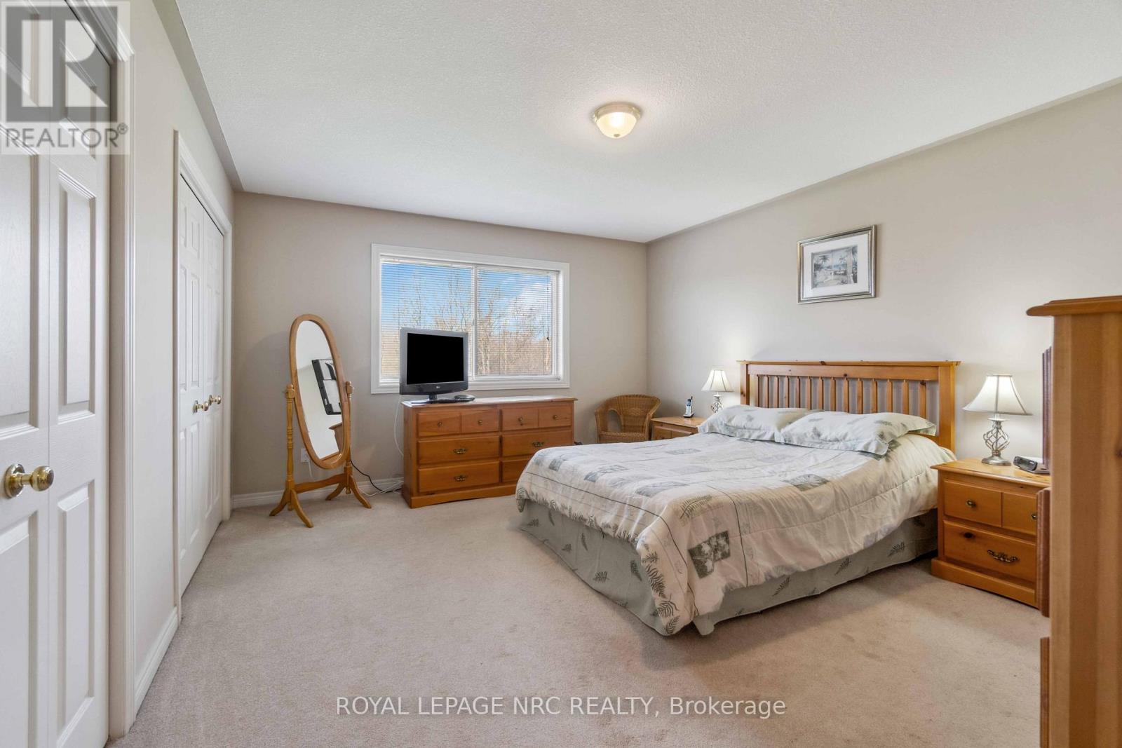 449 Barrington Court, Fort Erie, Ontario  L0S 1N0 - Photo 22 - X12165342