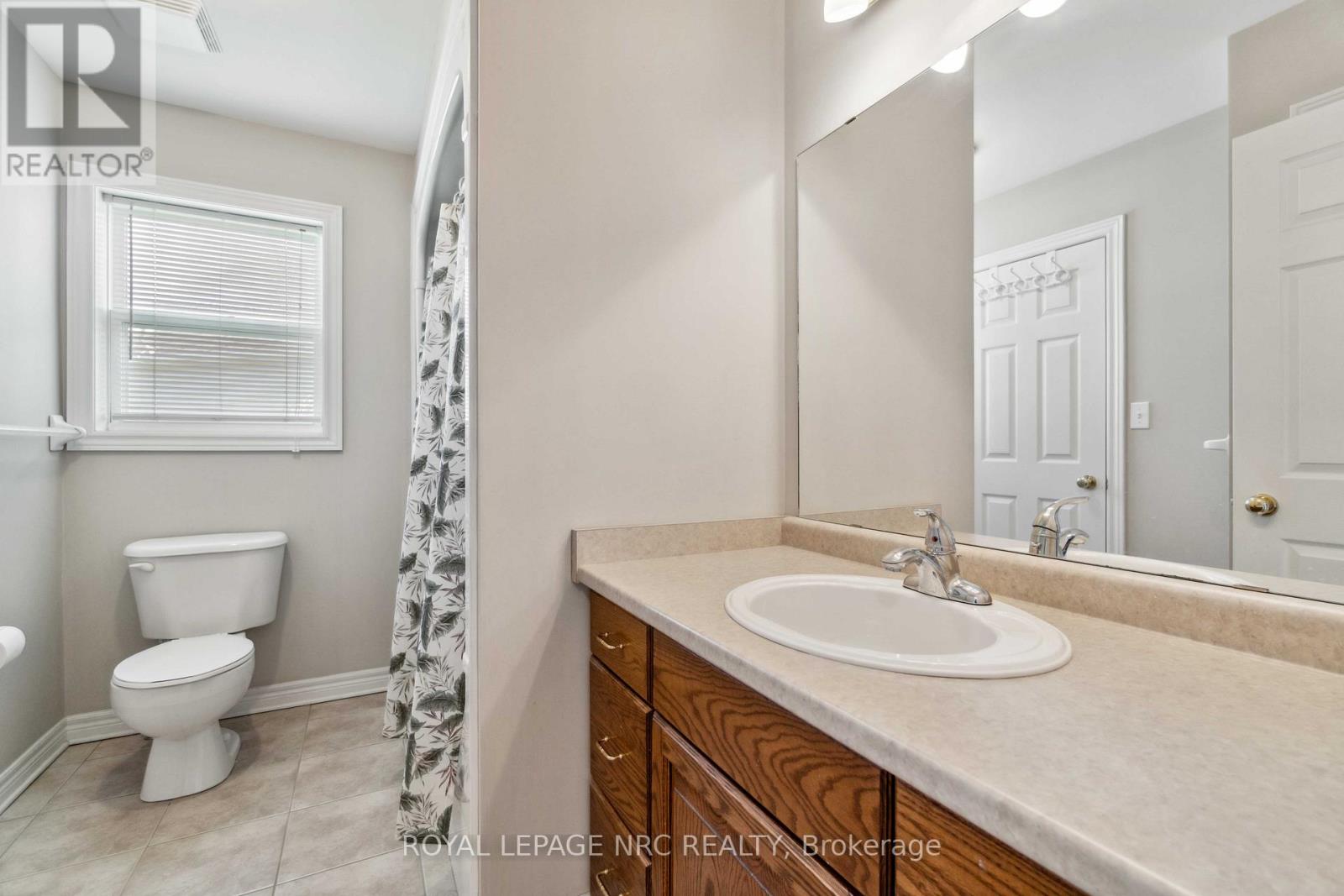 449 Barrington Court, Fort Erie, Ontario  L0S 1N0 - Photo 30 - X12165342