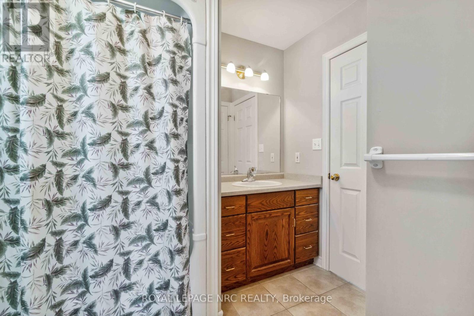 449 Barrington Court, Fort Erie, Ontario  L0S 1N0 - Photo 31 - X12165342