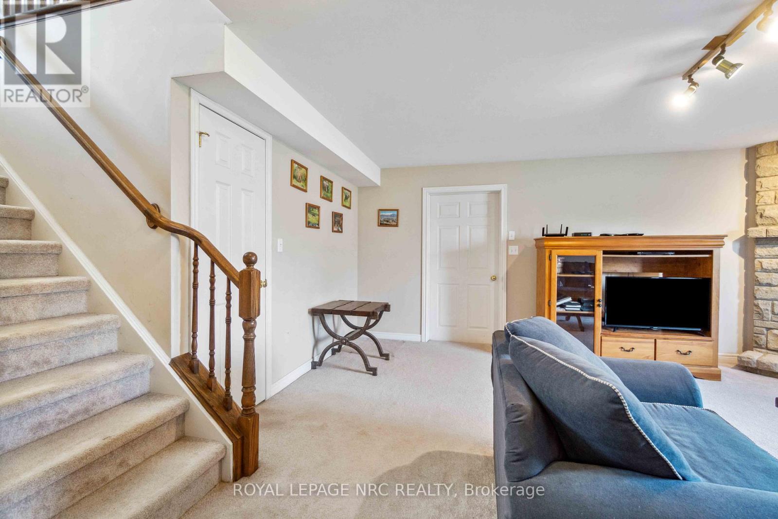 449 Barrington Court, Fort Erie, Ontario  L0S 1N0 - Photo 35 - X12165342
