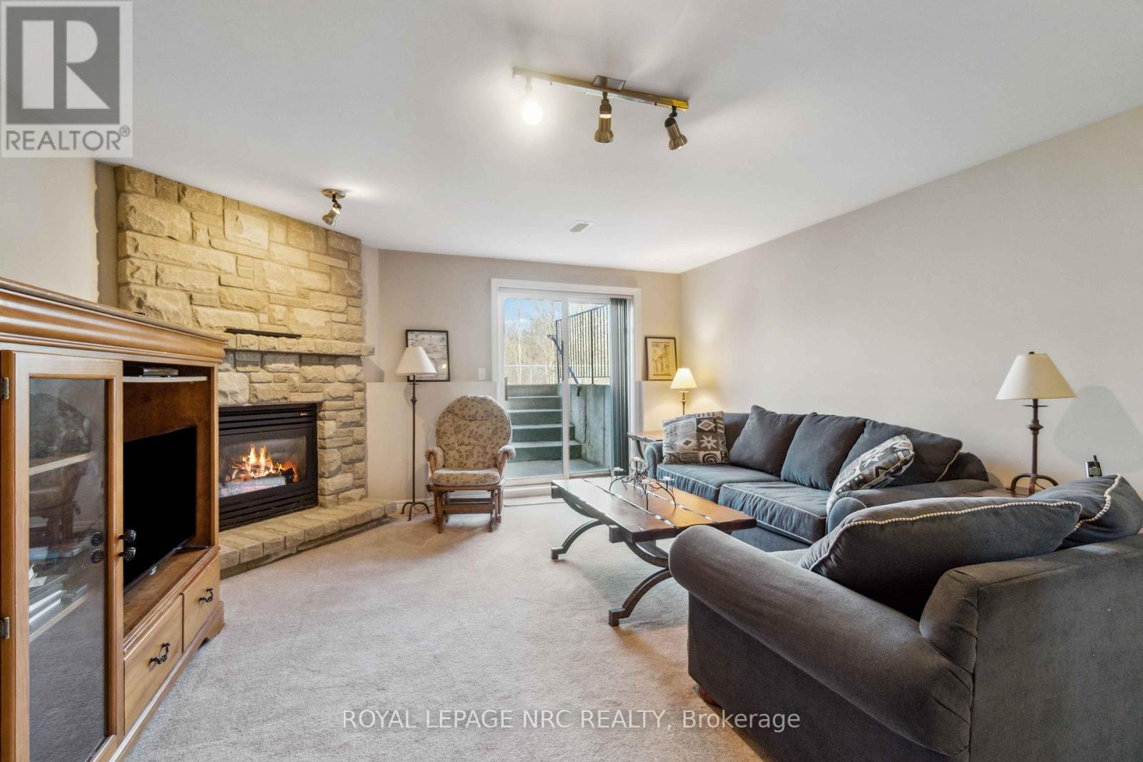 449 Barrington Court, Fort Erie, Ontario  L0S 1N0 - Photo 37 - X12165342