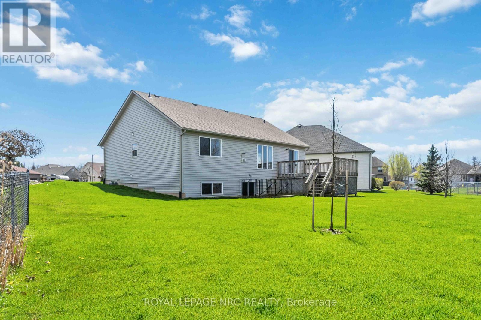 449 Barrington Court, Fort Erie, Ontario  L0S 1N0 - Photo 40 - X12165342