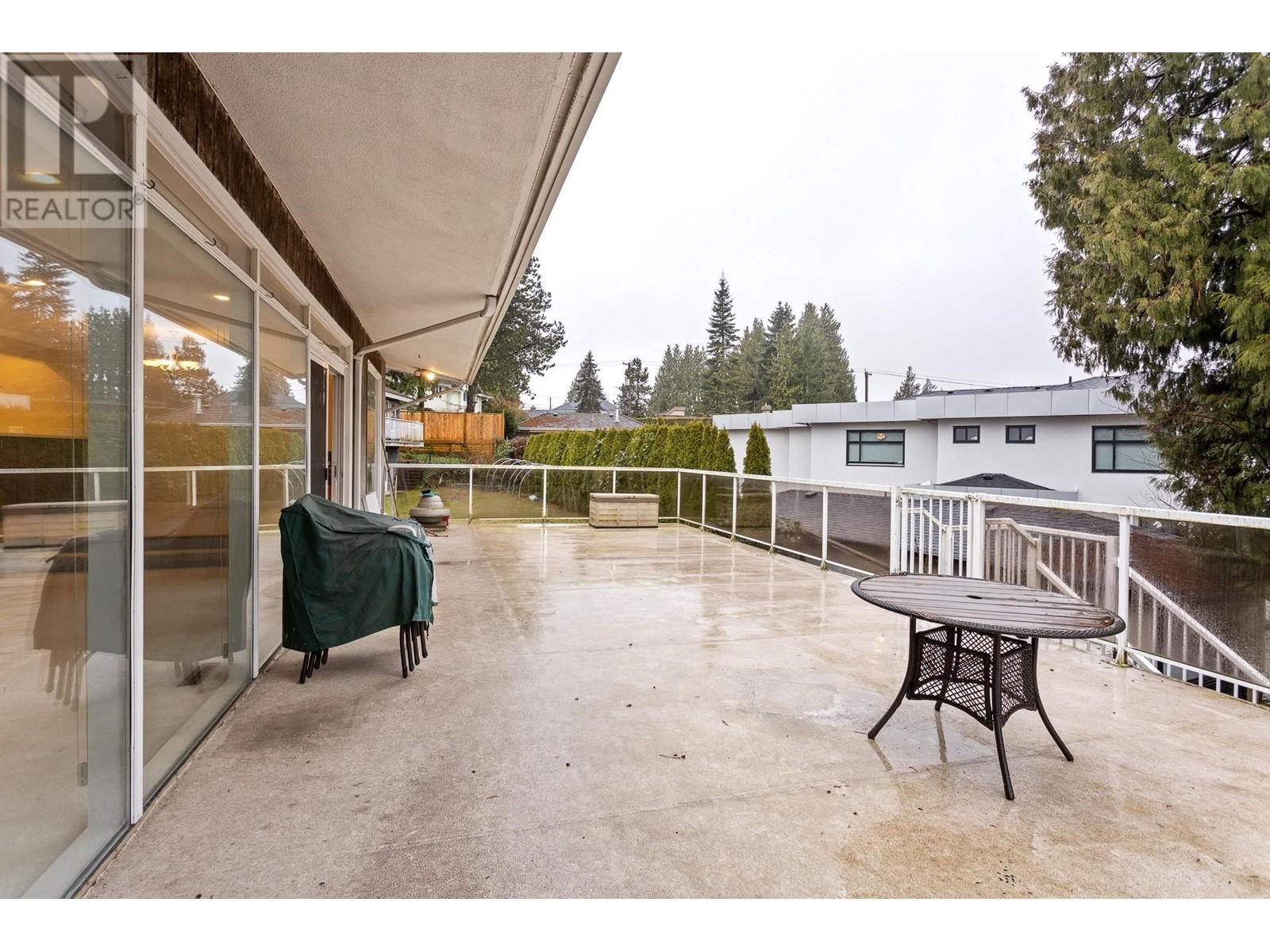 7365 Punnett Close, Burnaby, British Columbia  V5E 1X1 - Photo 38 - R3005018