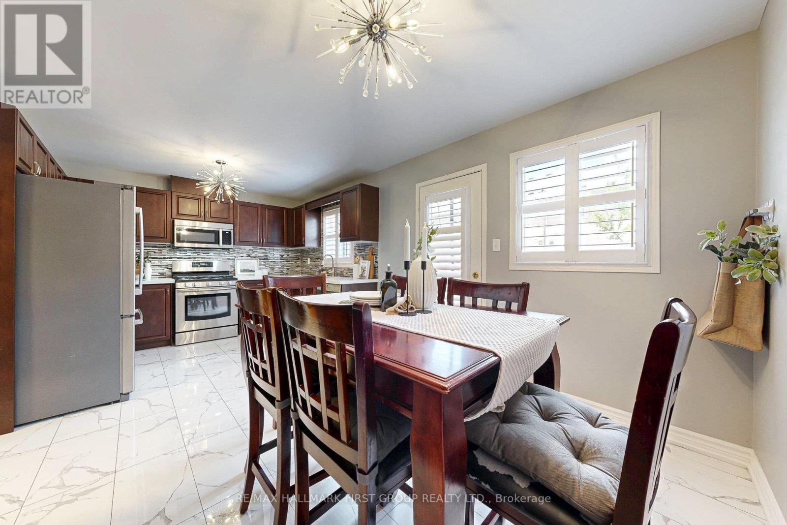 263 Richard Underhill Avenue, Whitchurch-Stouffville, Ontario  L4A 0Z4 - Photo 14 - N12164937
