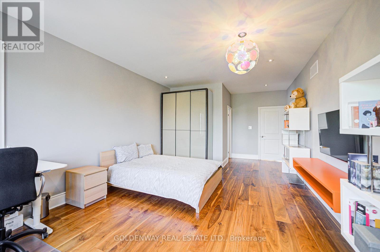 229 Hunterwood Chase, Vaughan, Ontario  L6A 4R2 - Photo 23 - N12164941
