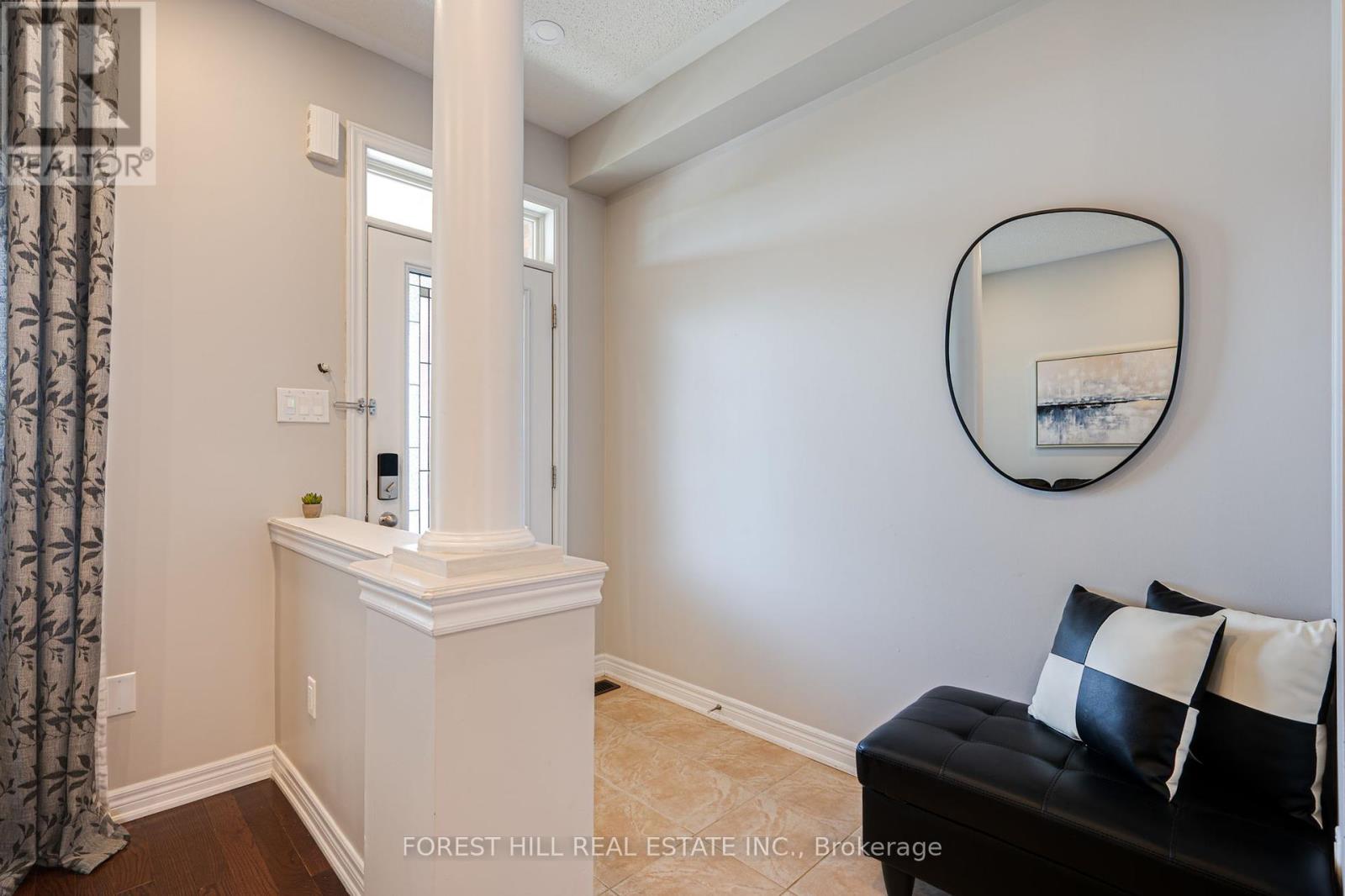 41 Pavlova Crescent, Richmond Hill, Ontario  L4E 0V8 - Photo 4 - N12165005