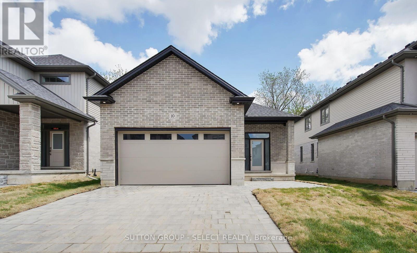 10 - 7966 FALLON DRIVE, Lucan Biddulph, Ontario