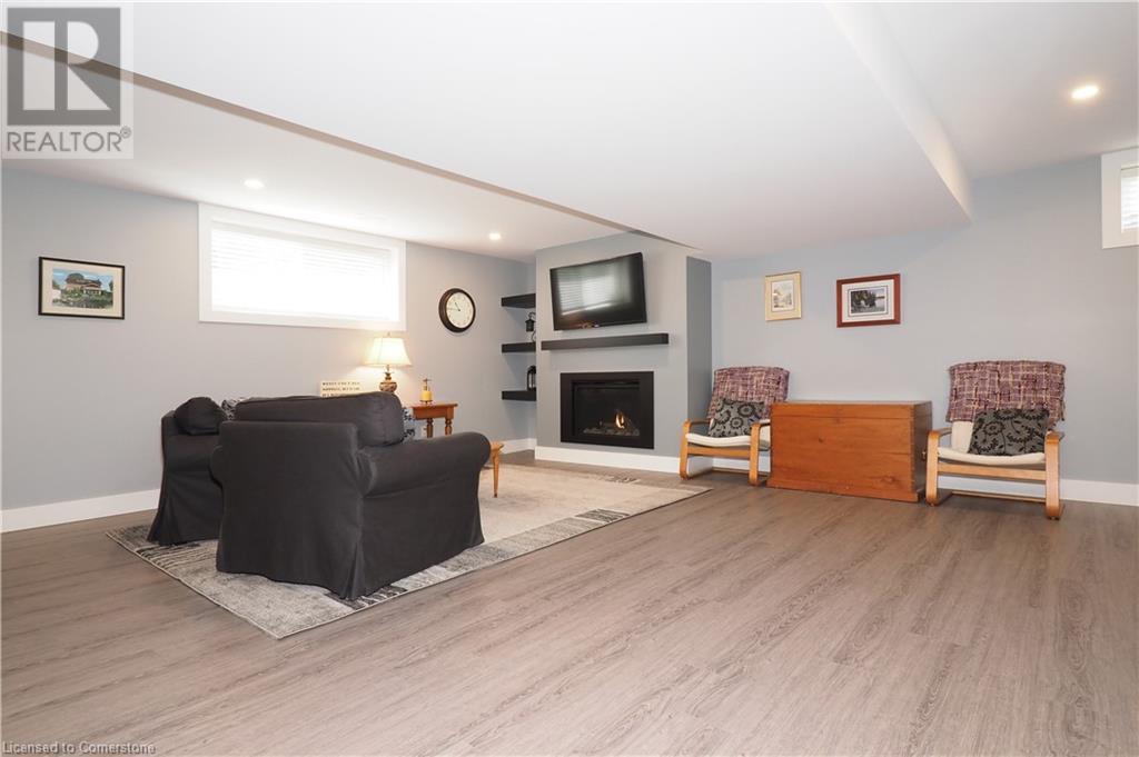 360 Northlake Drive, Waterloo, Ontario  N2V 1W7 - Photo 37 - 40730741