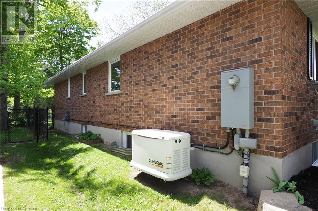 360 Northlake Drive, Waterloo, Ontario  N2V 1W7 - Photo 47 - 40730741