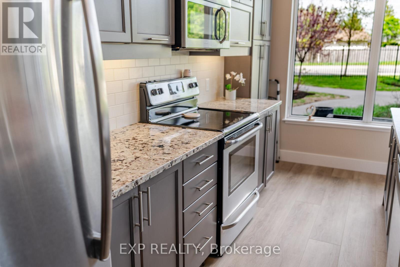 101 - 330 Titan Private, Ottawa, Ontario  K2G 1G3 - Photo 26 - X12163077