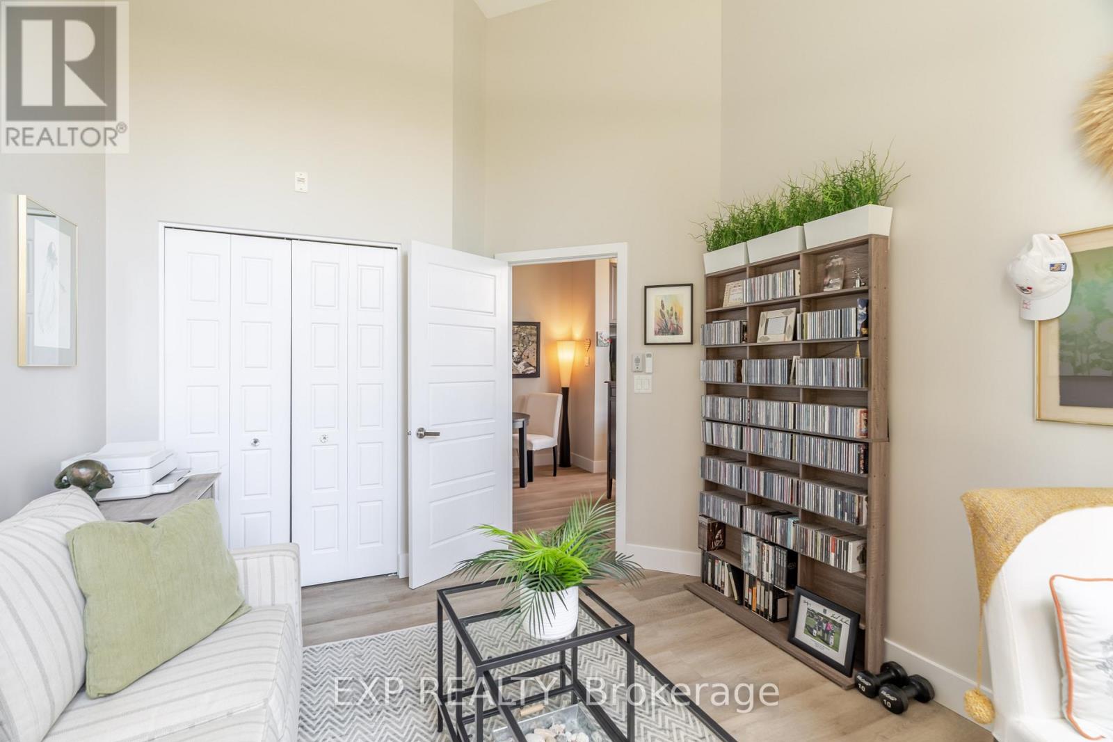 101 - 330 Titan Private, Ottawa, Ontario  K2G 1G3 - Photo 17 - X12163077