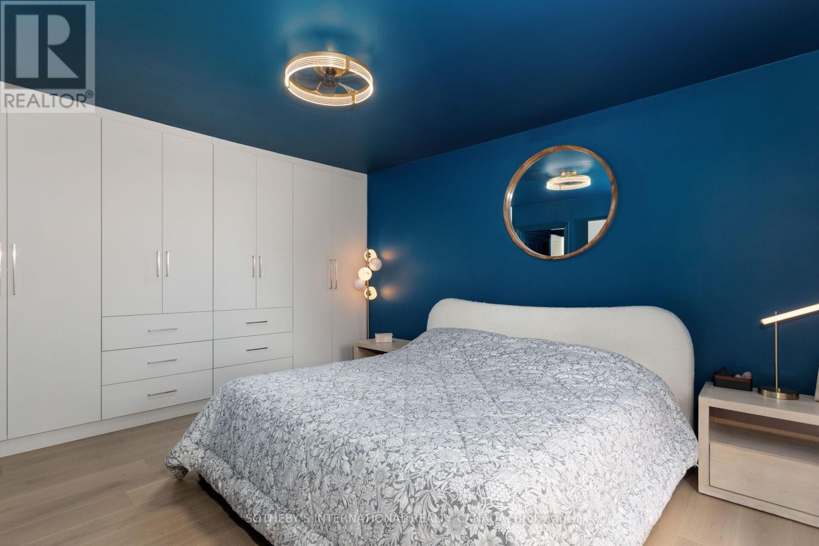 15 Ravensbourne Crescent, Toronto (Princess-Rosethorn), Ontario  M9A 2A7 - Photo 13 - W12164906