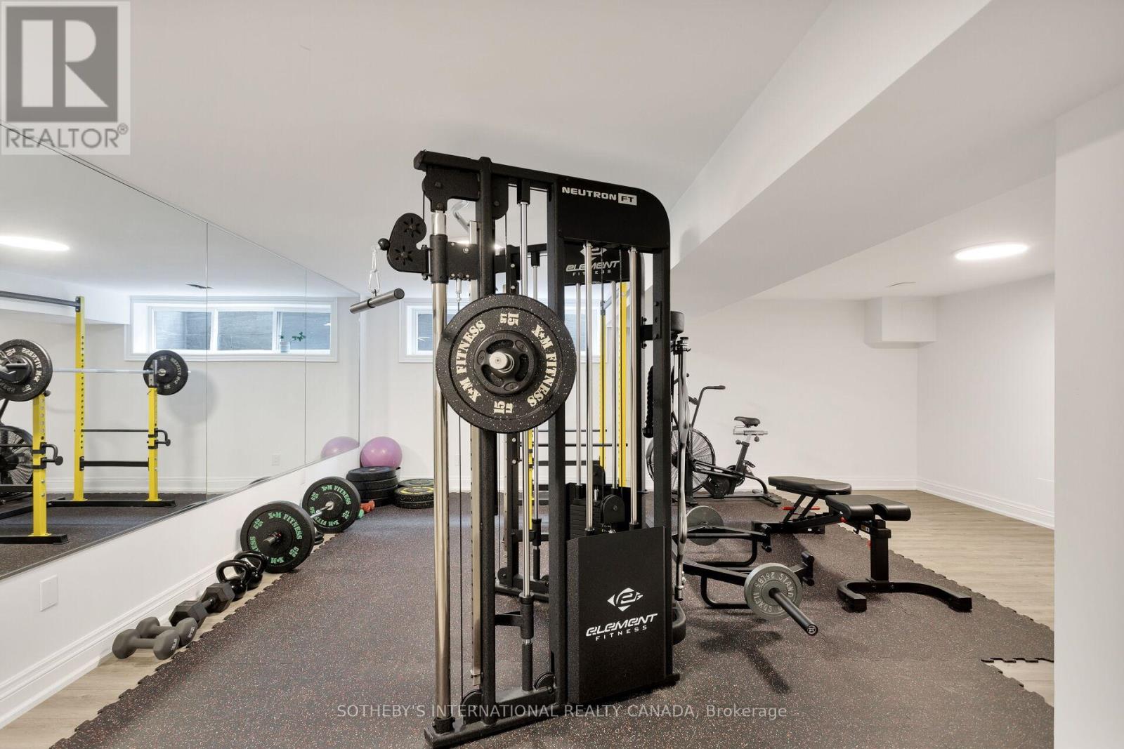 15 Ravensbourne Crescent, Toronto (Princess-Rosethorn), Ontario  M9A 2A7 - Photo 31 - W12164906