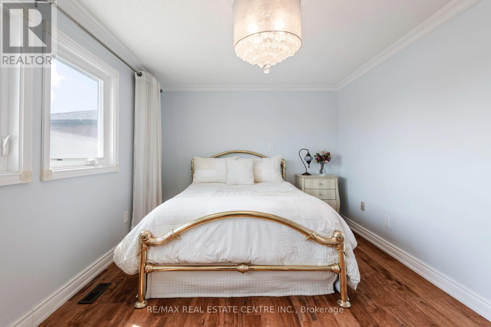 53 Martindale Crescent, Brampton, Ontario  L6X 2V7 - Photo 25 - W12164930