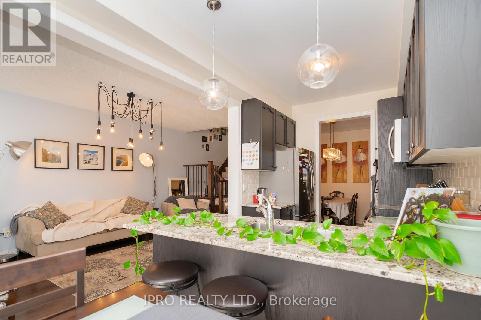 5 Stowmarket Street, Caledon, Ontario  L7C 3Y5 - Photo 14 - W12164932