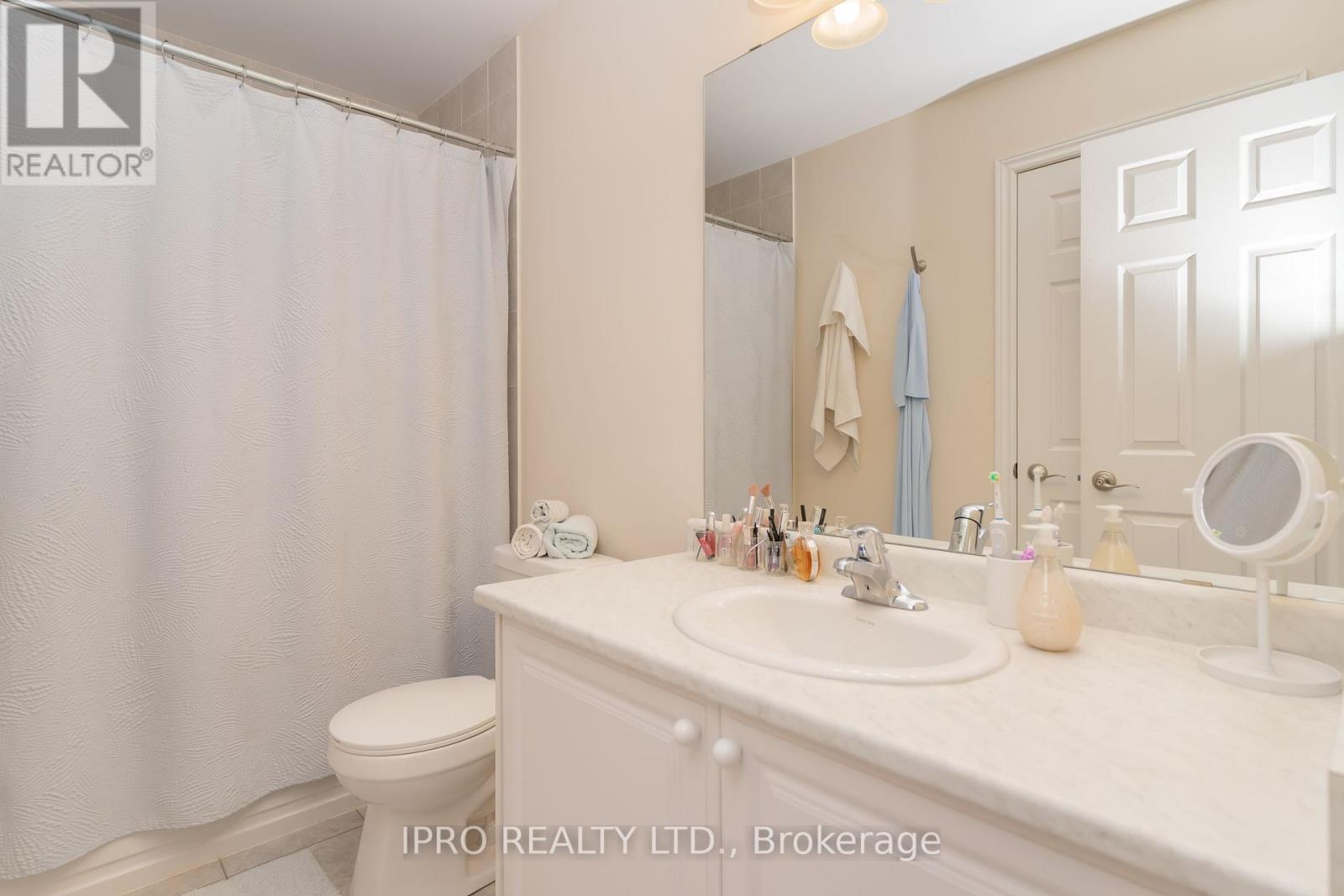 5 Stowmarket Street, Caledon, Ontario  L7C 3Y5 - Photo 30 - W12164932