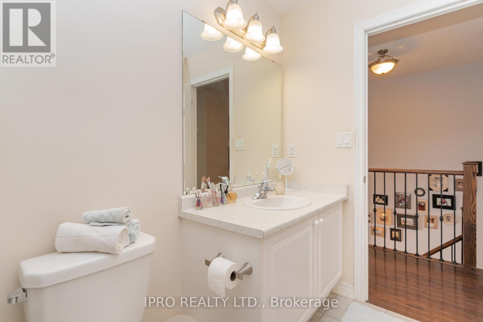 5 Stowmarket Street, Caledon, Ontario  L7C 3Y5 - Photo 31 - W12164932