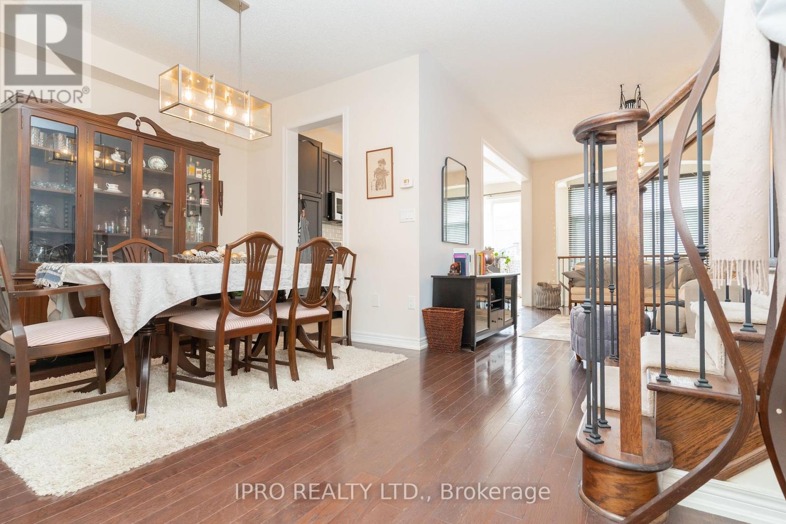 5 Stowmarket Street, Caledon, Ontario  L7C 3Y5 - Photo 5 - W12164932