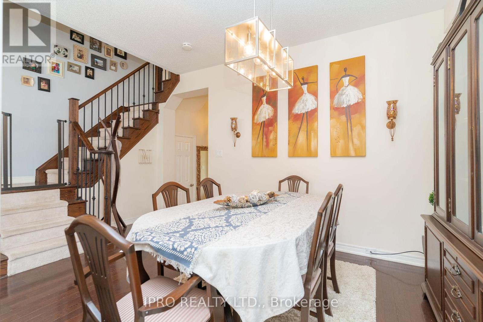 5 Stowmarket Street, Caledon, Ontario  L7C 3Y5 - Photo 7 - W12164932