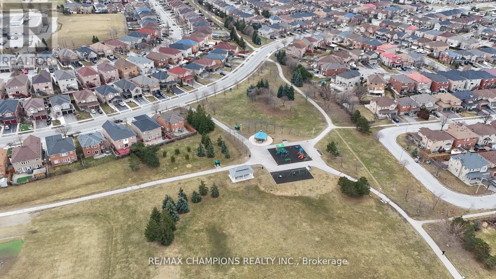 173 Sunny Meadow Boulevard, Brampton (Sandringham-Wellington), Ontario  L6R 2Z2 - Photo 35 - W12164963