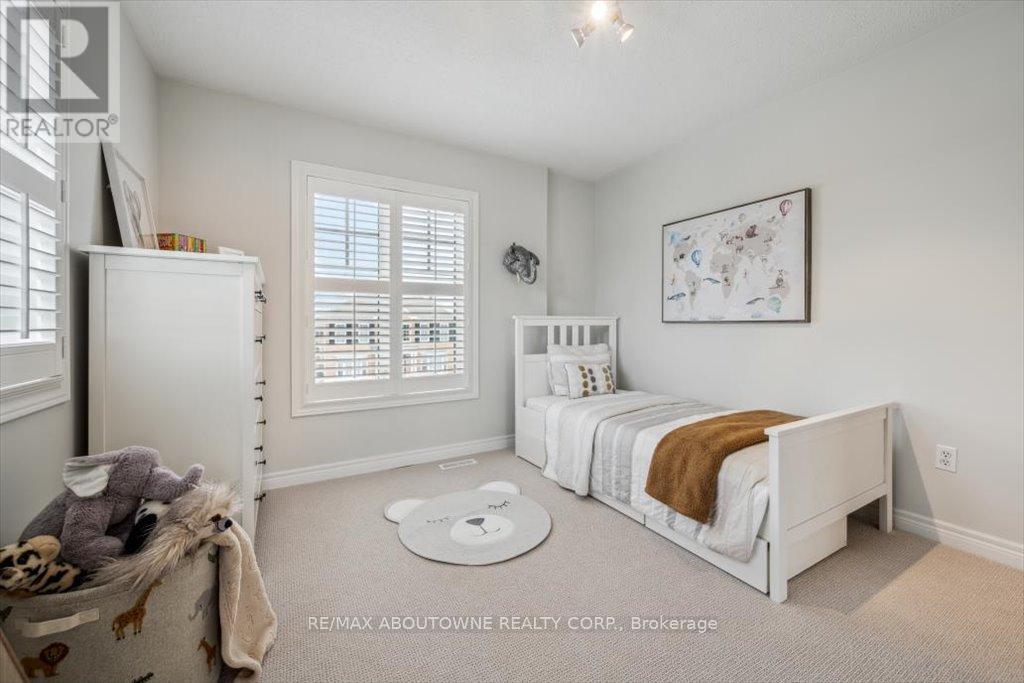 101 Westchester Road, Oakville, Ontario  L6H 6H8 - Photo 28 - W12164966
