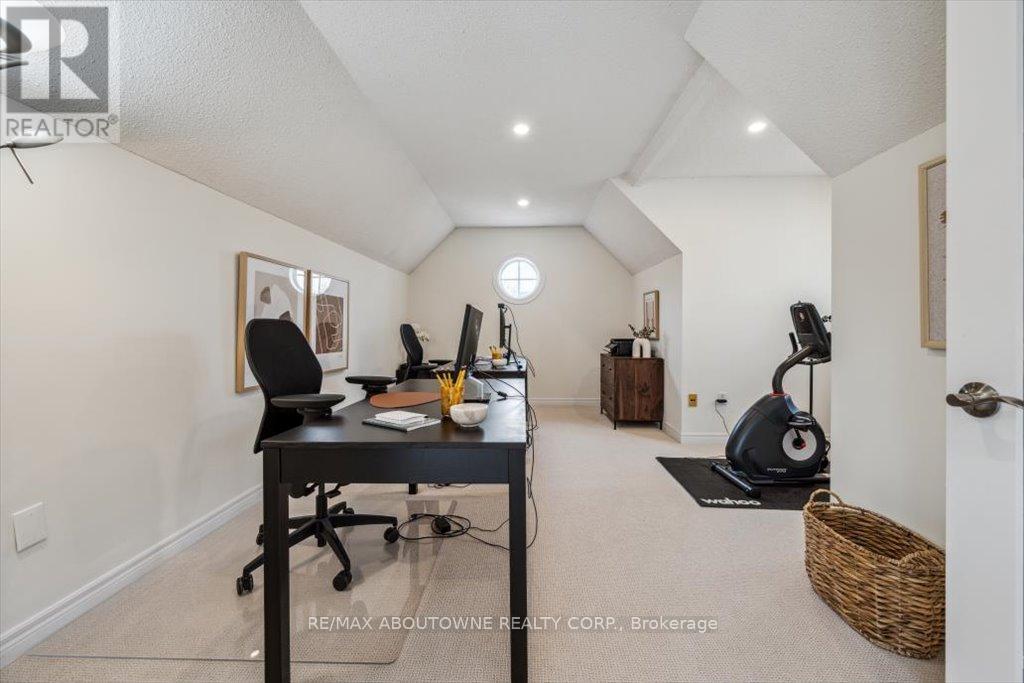 101 Westchester Road, Oakville, Ontario  L6H 6H8 - Photo 30 - W12164966