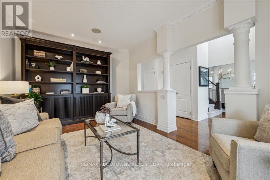 101 Westchester Road, Oakville, Ontario  L6H 6H8 - Photo 8 - W12164966