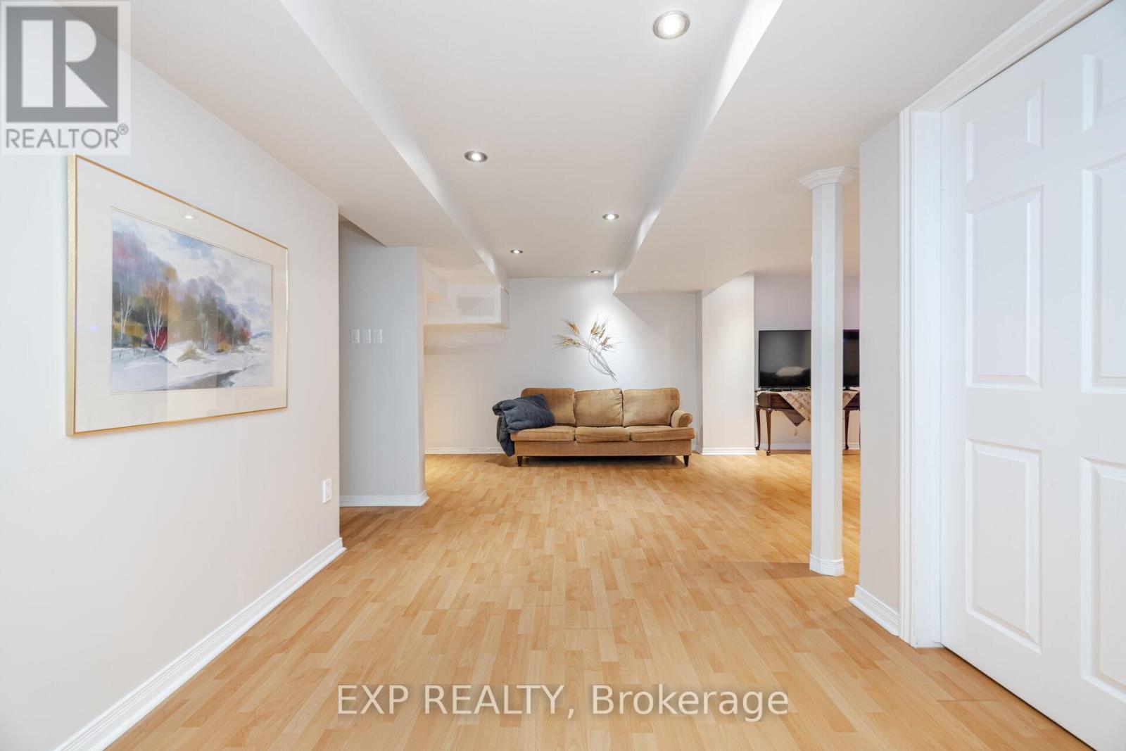 3175 Malham Gate, Mississauga, Ontario  L5M 6K8 - Photo 32 - W12165018