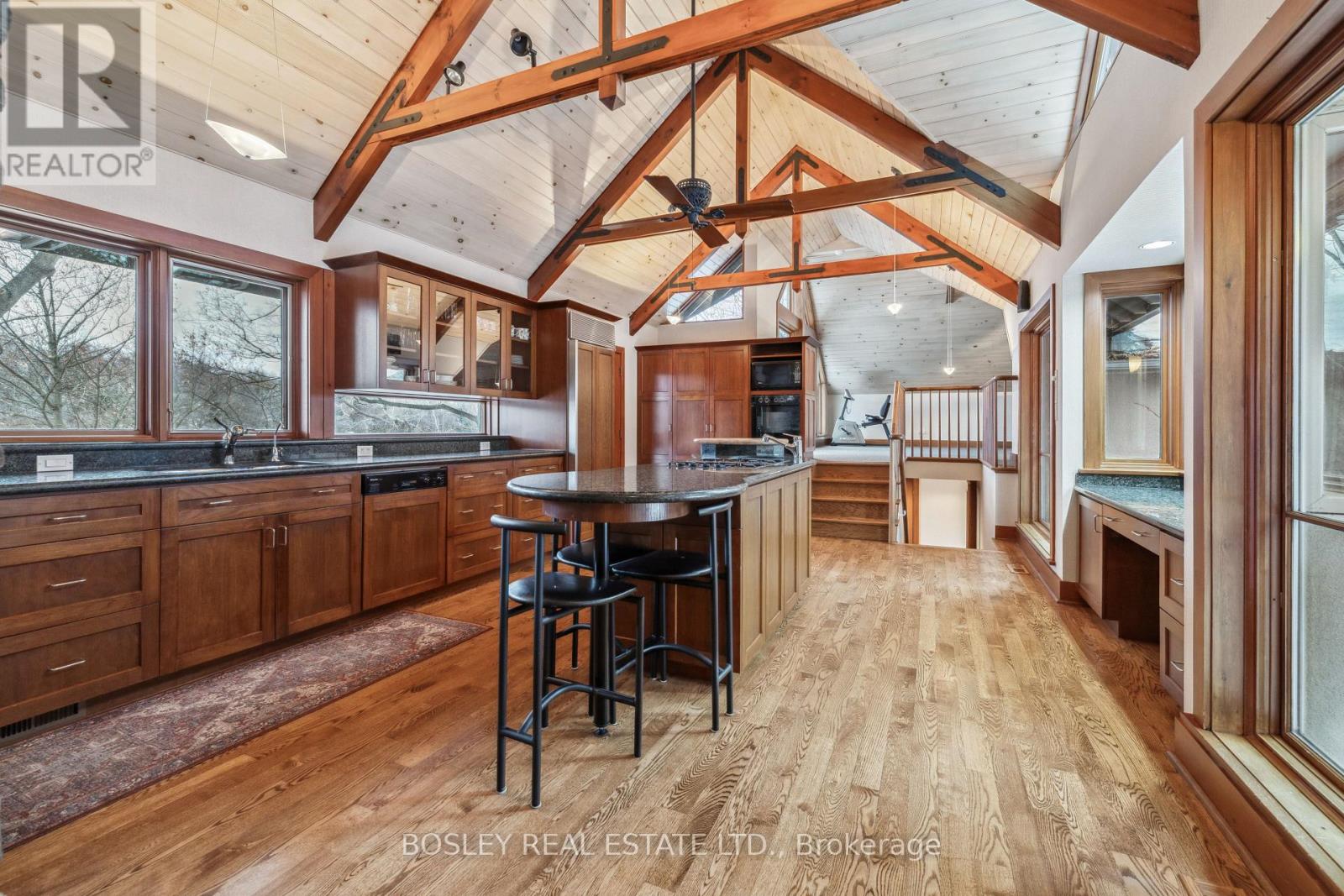 76 Old Mill Road, Toronto, Ontario  M8X 1G8 - Photo 13 - W12165037